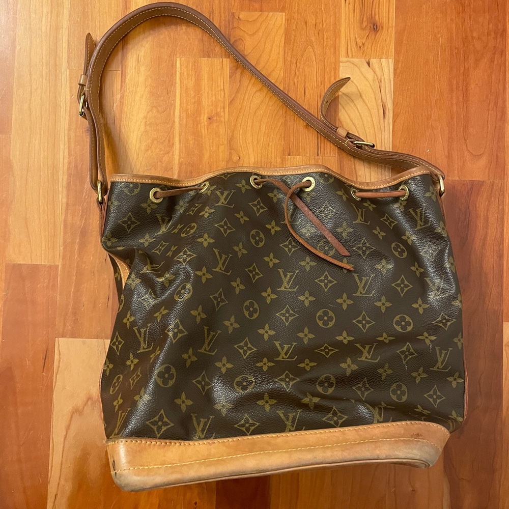 Louis Vuitton Bucket Bag